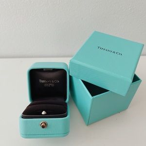 Tiffany ring box- New collection small